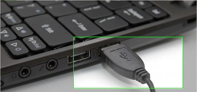 connect logitech webcam to pc