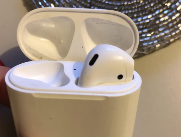 airpods missing